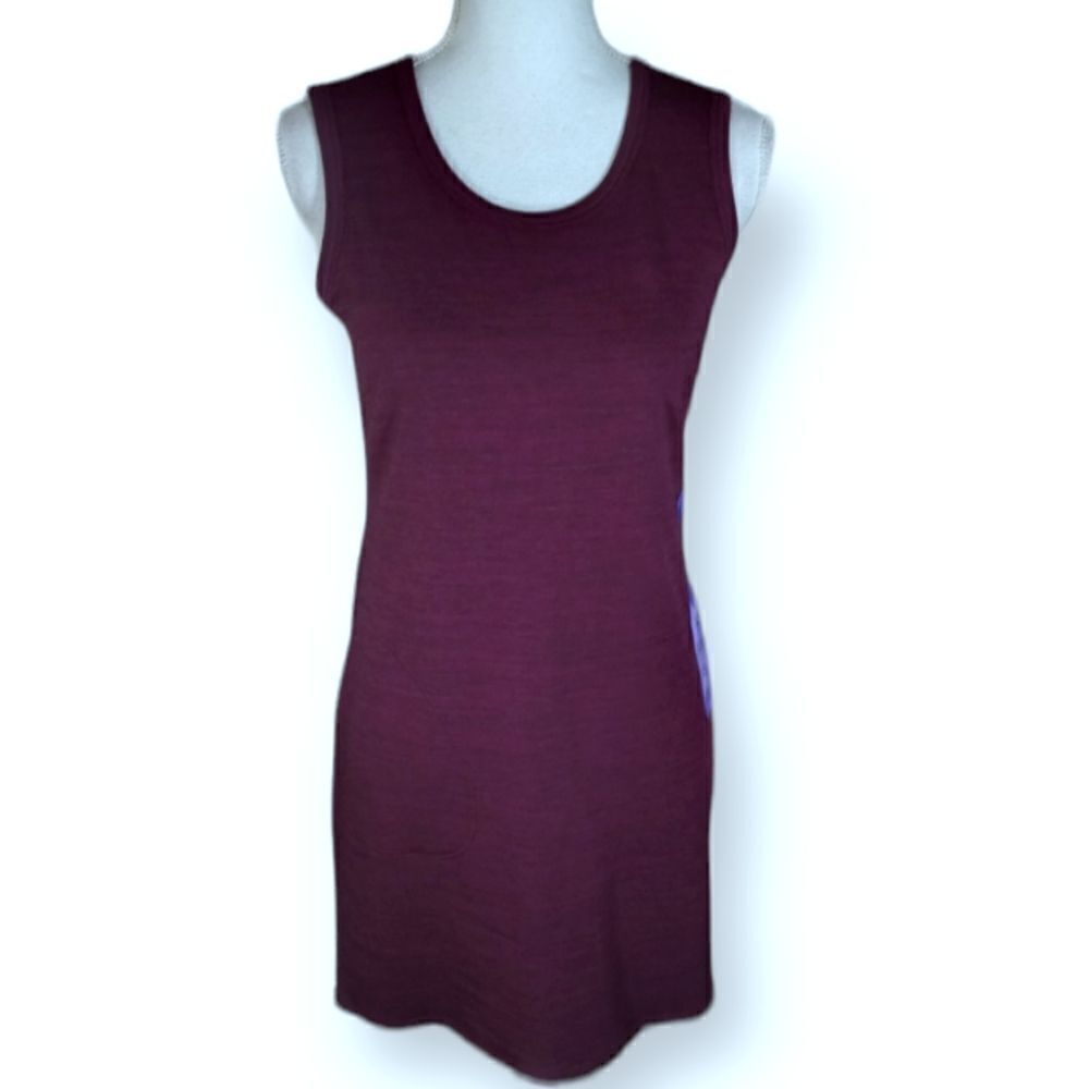 32 DEGREES COOL BURGUNDY DRESS SZ.XS NWT